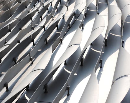 半导体产业链成本压力加剧;成熟制程代工厂纷纷寻求价格优化。 IT技术