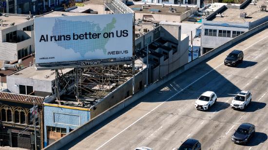  Meta 与 Nebius 签署巨额 AI 基础设施协议；Nebius 股价显著上涨引关注。 IT技术