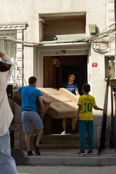  小小烟头酿成大祸；辽宁辽阳餐馆火灾敲响警钟。 新闻