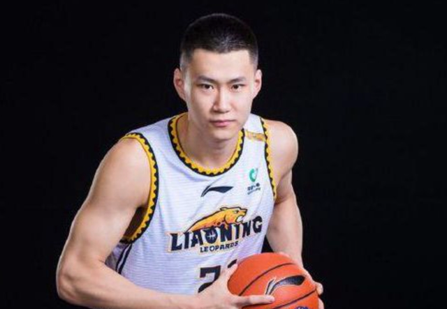 辽宁内线困局:从神塔到废塔,吴昌泽的数据断崖与技术迷失 体育新闻