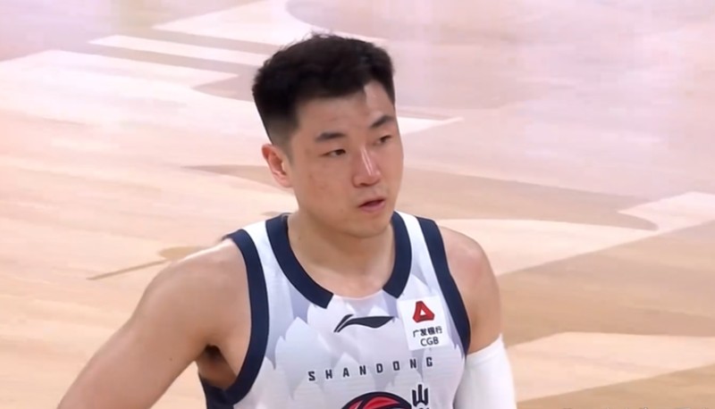  6分背后：那些拼尽全力却与胜利擦肩而过的夜晚 体育新闻