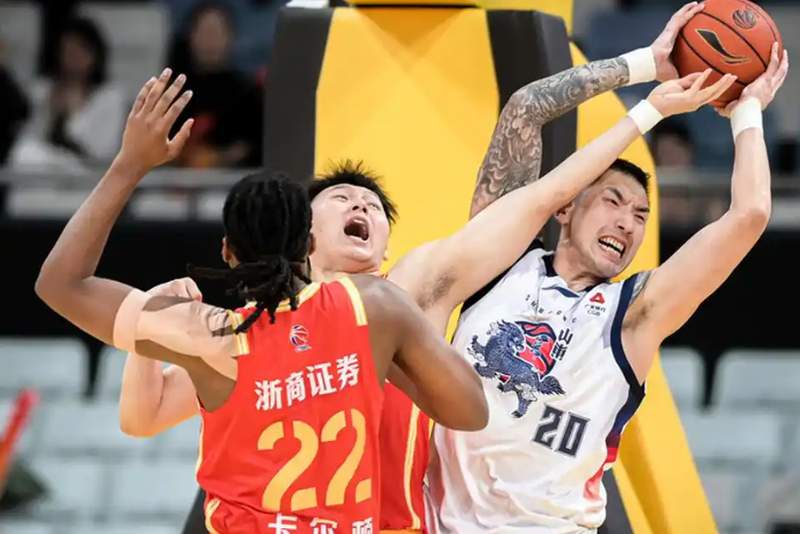  6分背后：那些拼尽全力却与胜利擦肩而过的夜晚 体育新闻