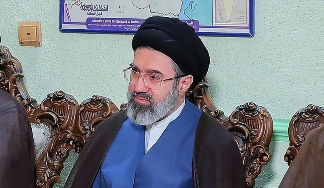  从“斩首”到“复活”：哈梅内伊X账号的舆论战技术解码 新闻