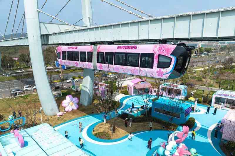  文旅体验经济：技术架构驱动的沉浸式场景创新实践 IT技术 文旅体验经济：技术架构驱动的沉浸式场景创新实践 IT技术 文旅体验经济：技术架构驱动的沉浸式场景创新实践 IT技术 文旅体验经济：技术架构驱动的沉浸式场景创新实践 IT技术