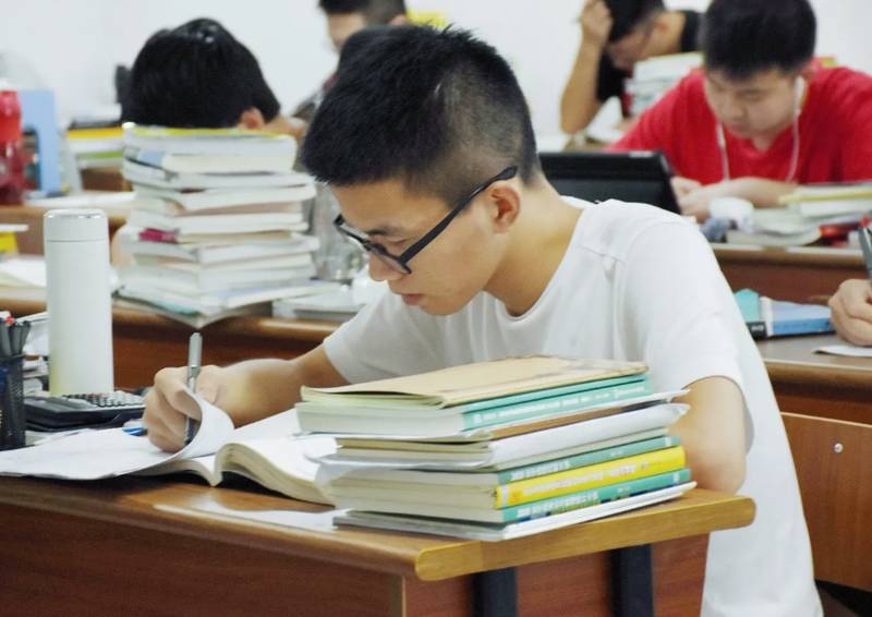 深度复盘:440分「研王爷」复试折戟的技术根源与破局指南 教育招生